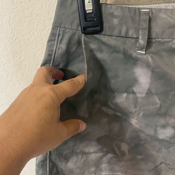 Old Navy Tie Dyed Shorts - Picture 4 of 7